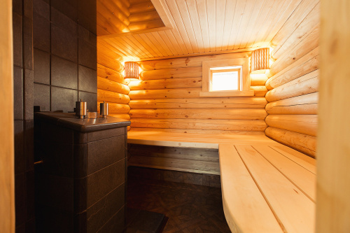 Печь для бани ИзиСтим Анапа в трехстороннем кожухе Талькохлорит