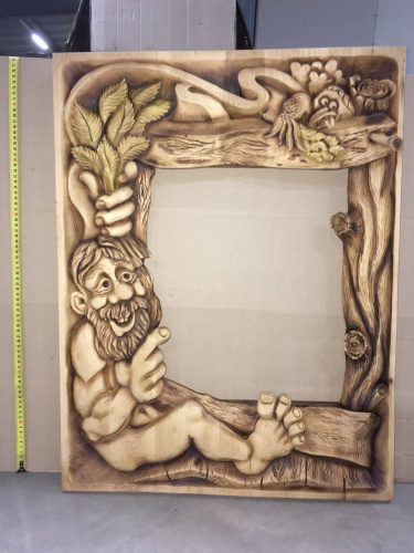 Зеркало в резной раме в ассортименте