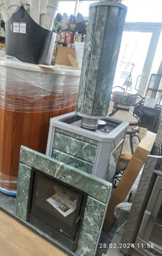 Печь для бани и сауны ИзиСтим Ялта 15 в камне