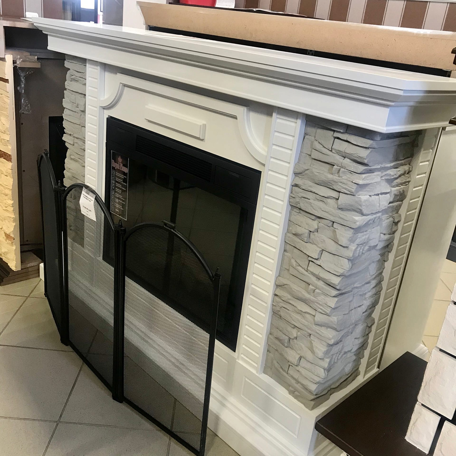 Большое поступление электрокаминов